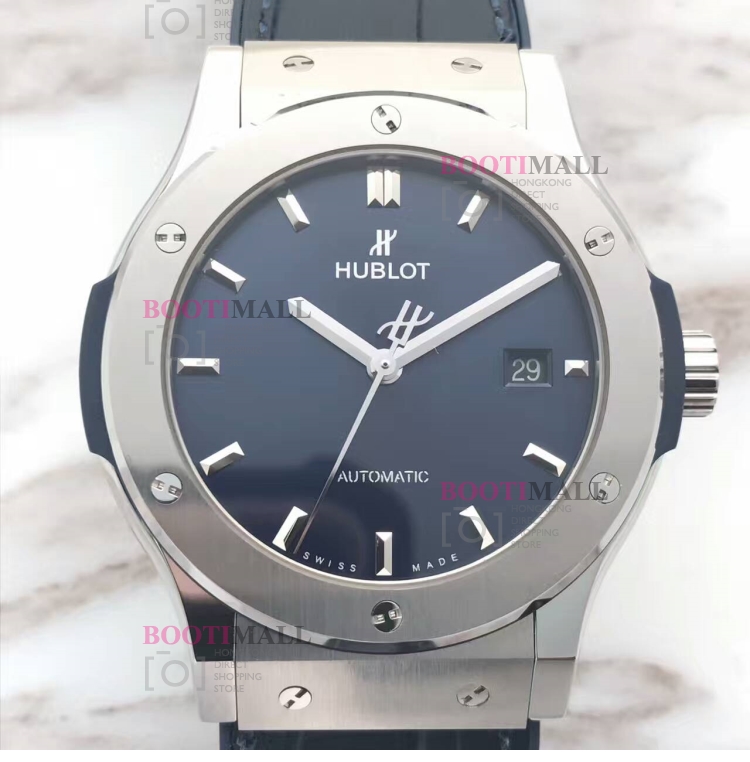 HUBLOT Classic Fusion Titanium 위블로 클래식 퓨전 티타늄 45mm 9