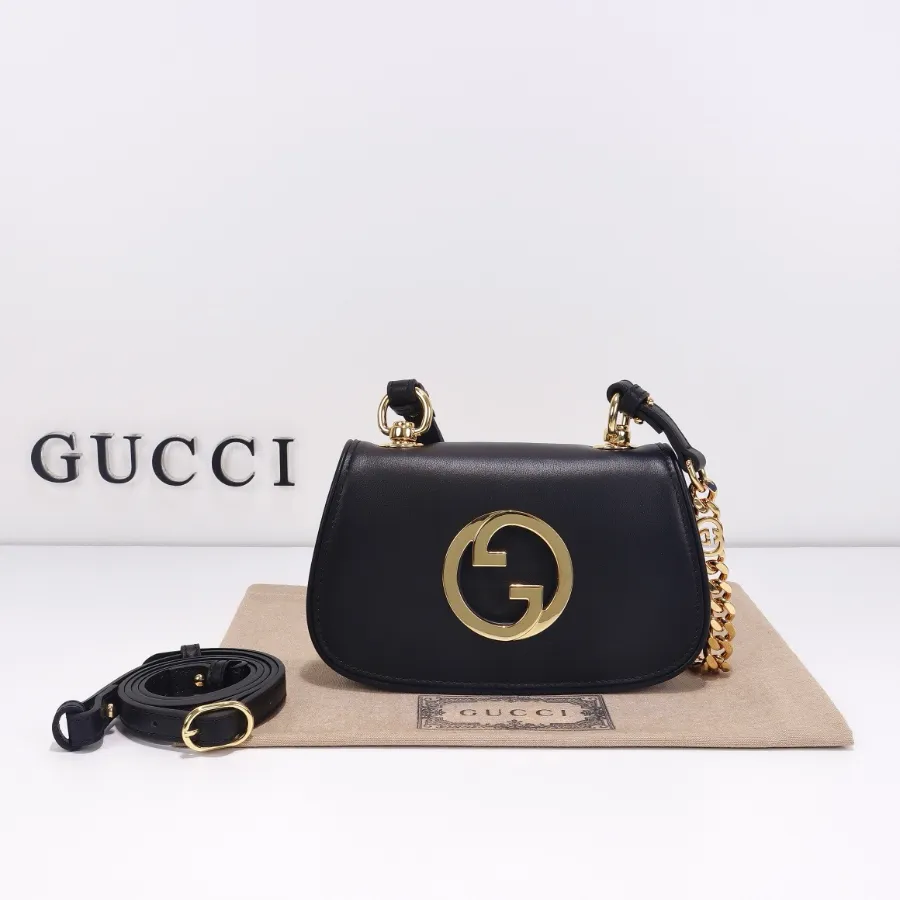GUCCI_구찌_블론디_블랙_여성데일리백_724645.JPG