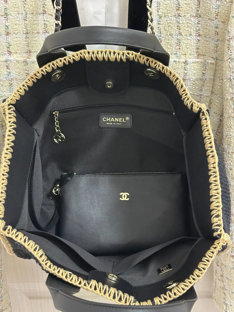 chanel_1602969_detail_08.jpg