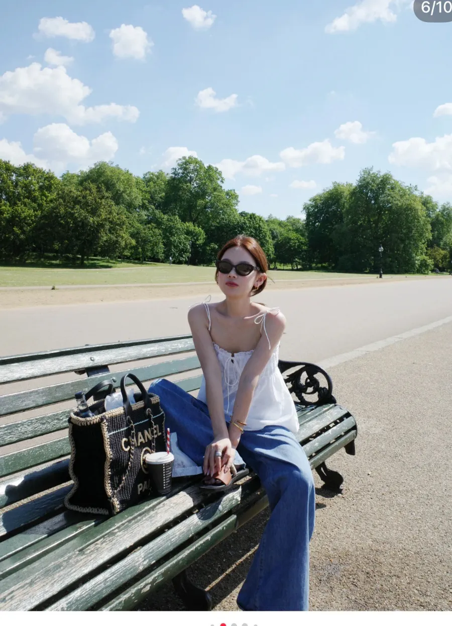 chanel_1602969_back.jpg