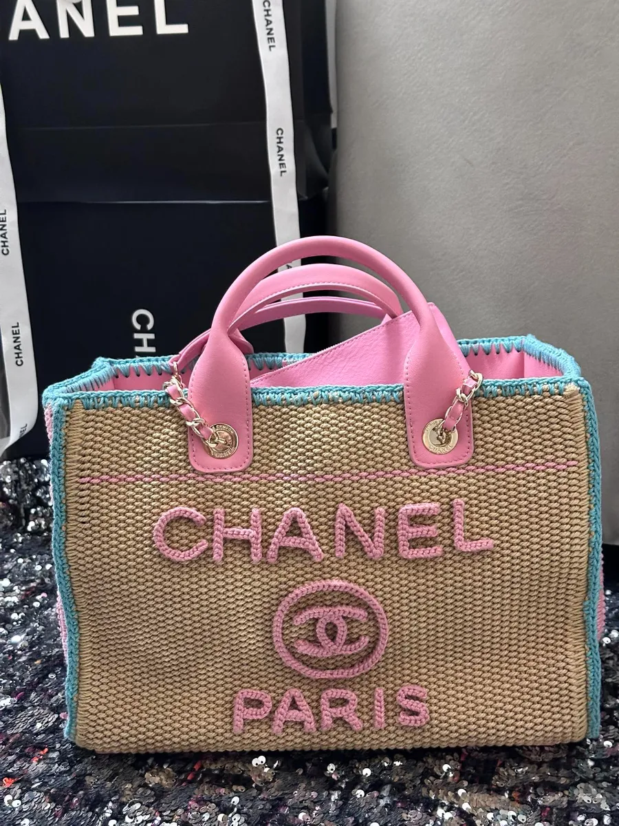 chanel_1602969_detail_06.jpg