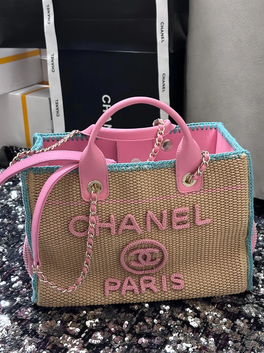 chanel_1602969_detail_09.jpg