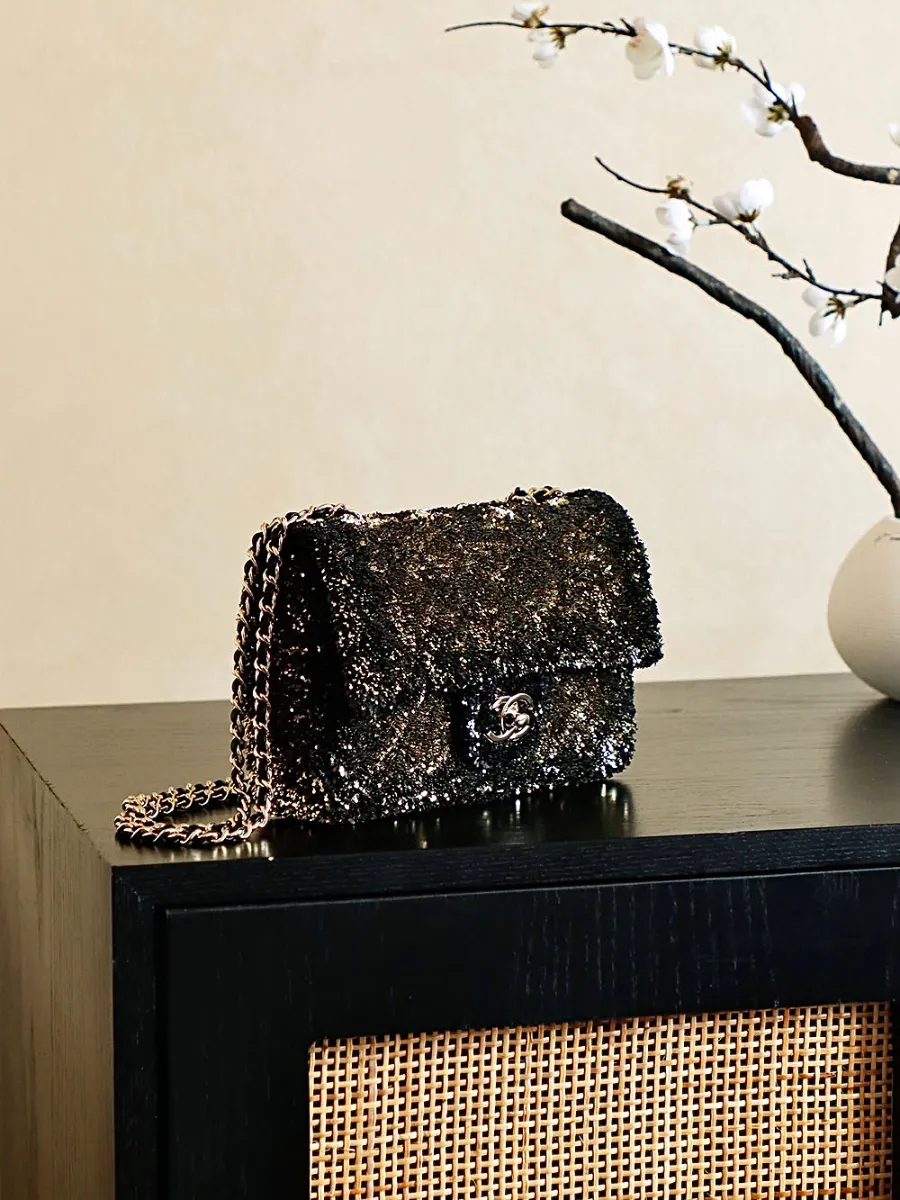 chanel_as4298_back.jpg