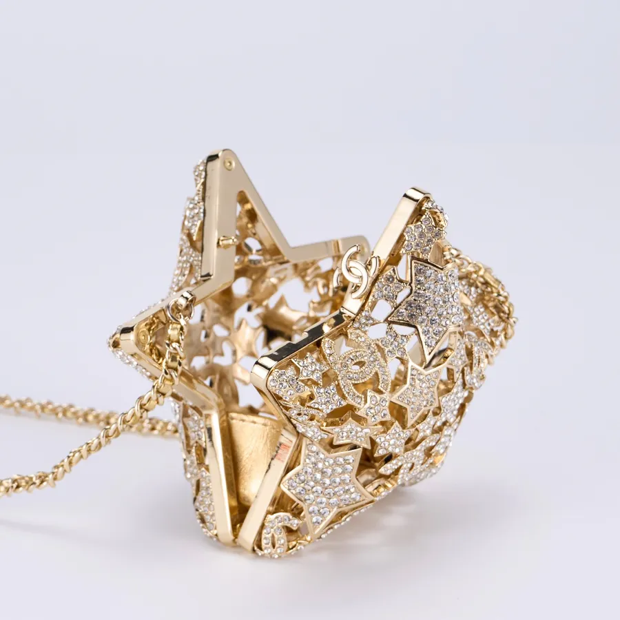 chanel_as5658_detail_05.jpg