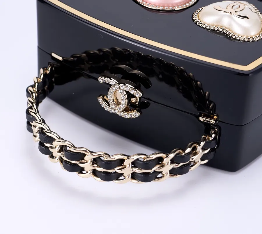 chanel_as5652_detail_08.jpg