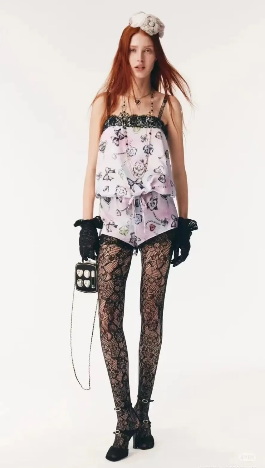 chanel_as5652_back.jpg