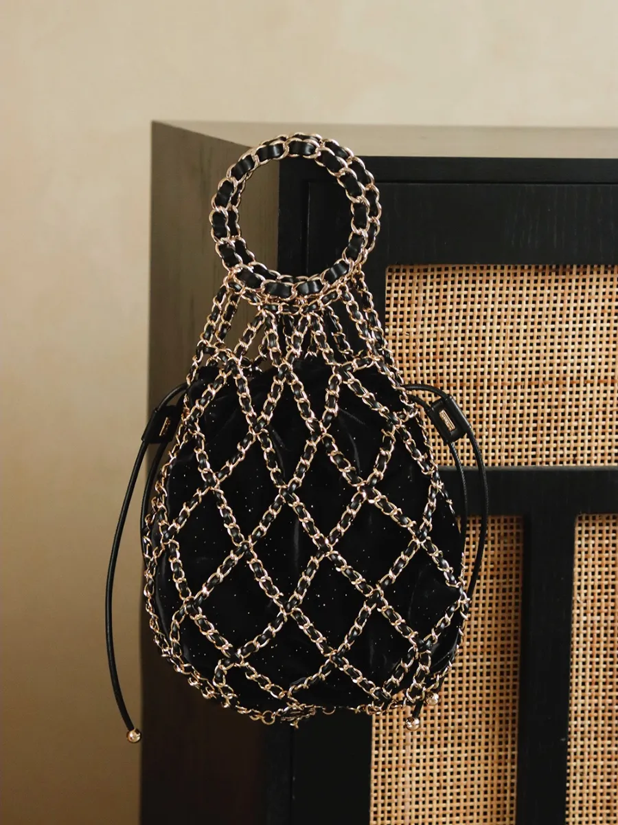 chanel_cc_42cm_detail_05.jpg