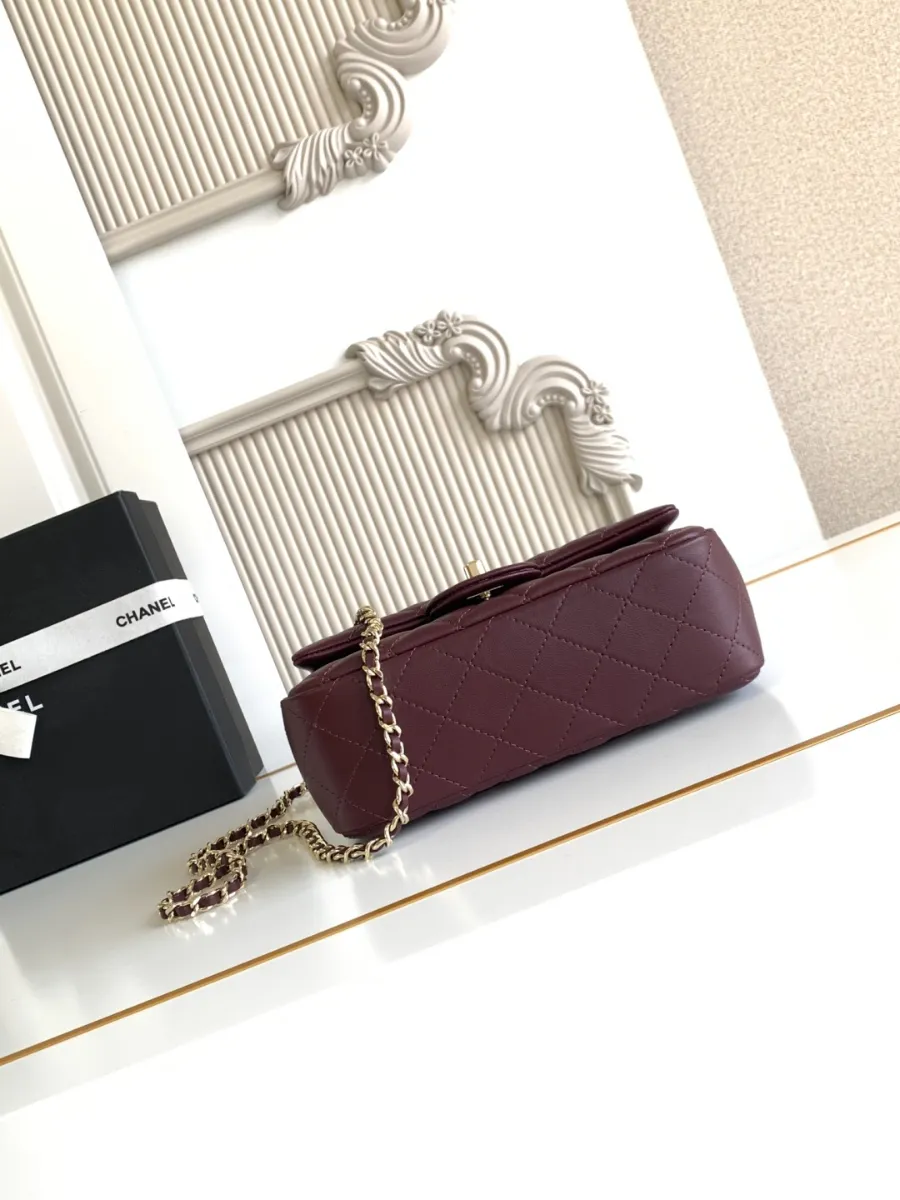 chanel_20bag_as2431_inside.jpg