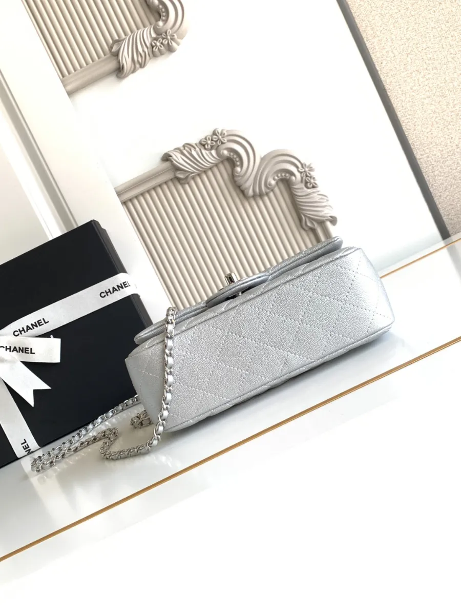 chanel_latest_mini_grained_caviar_20bag_as2431_inside.jpg