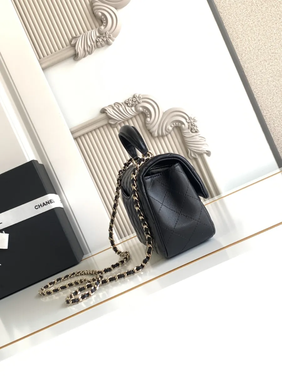 chanel_latest_mini_grained_lambskin_20bag_as2431_bottom.jpg