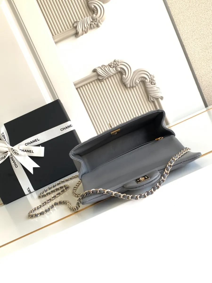 chanel_latest_mini_grained_lambskin_20bag_as2431_inside.jpg