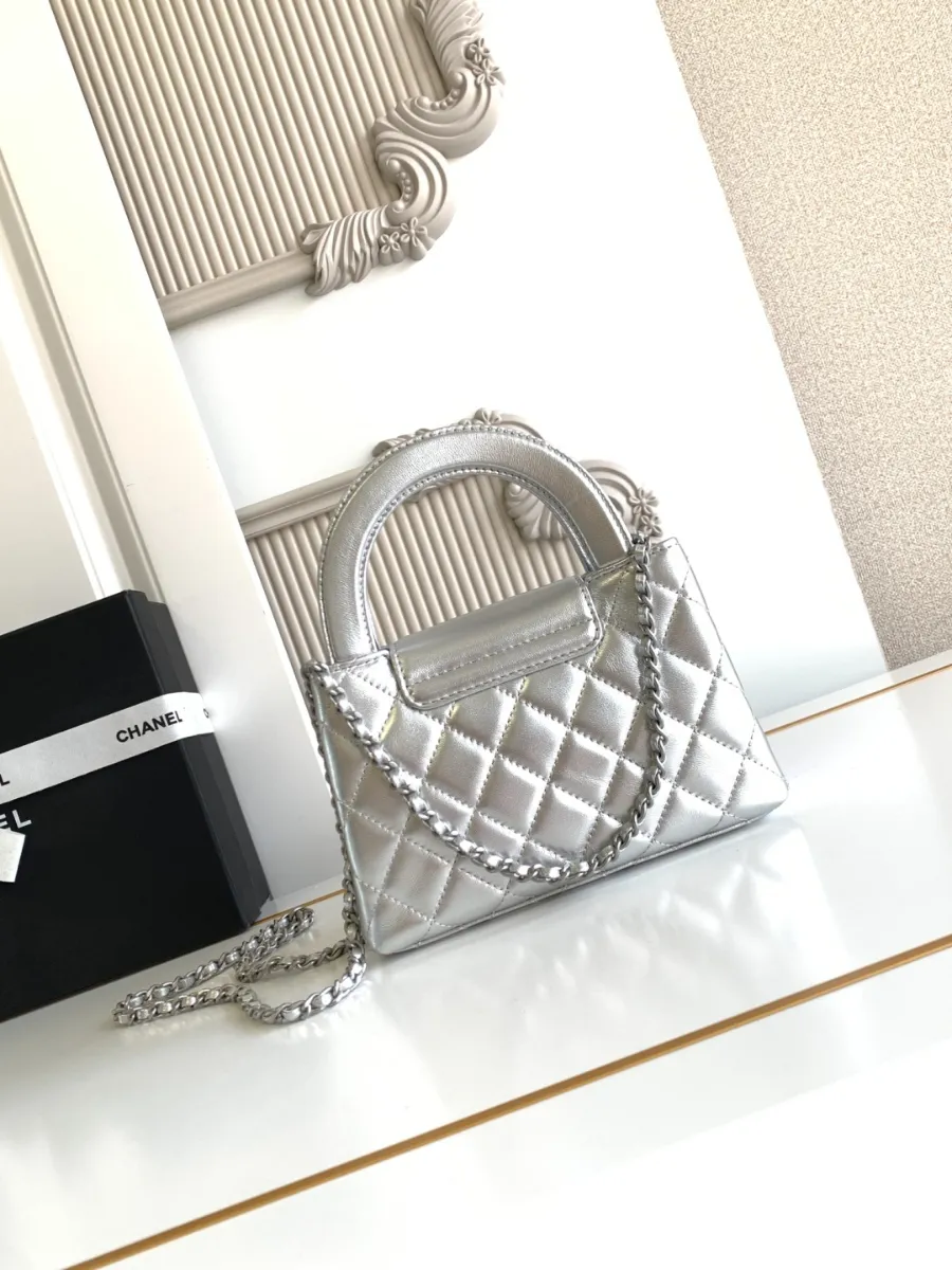 chanel_lambskin_kellybag_as4416_back.jpg