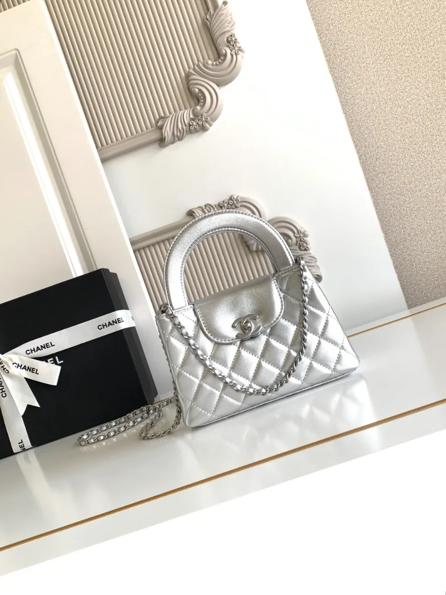 chanel_lambskin_kellybag_as4416_front.jpg