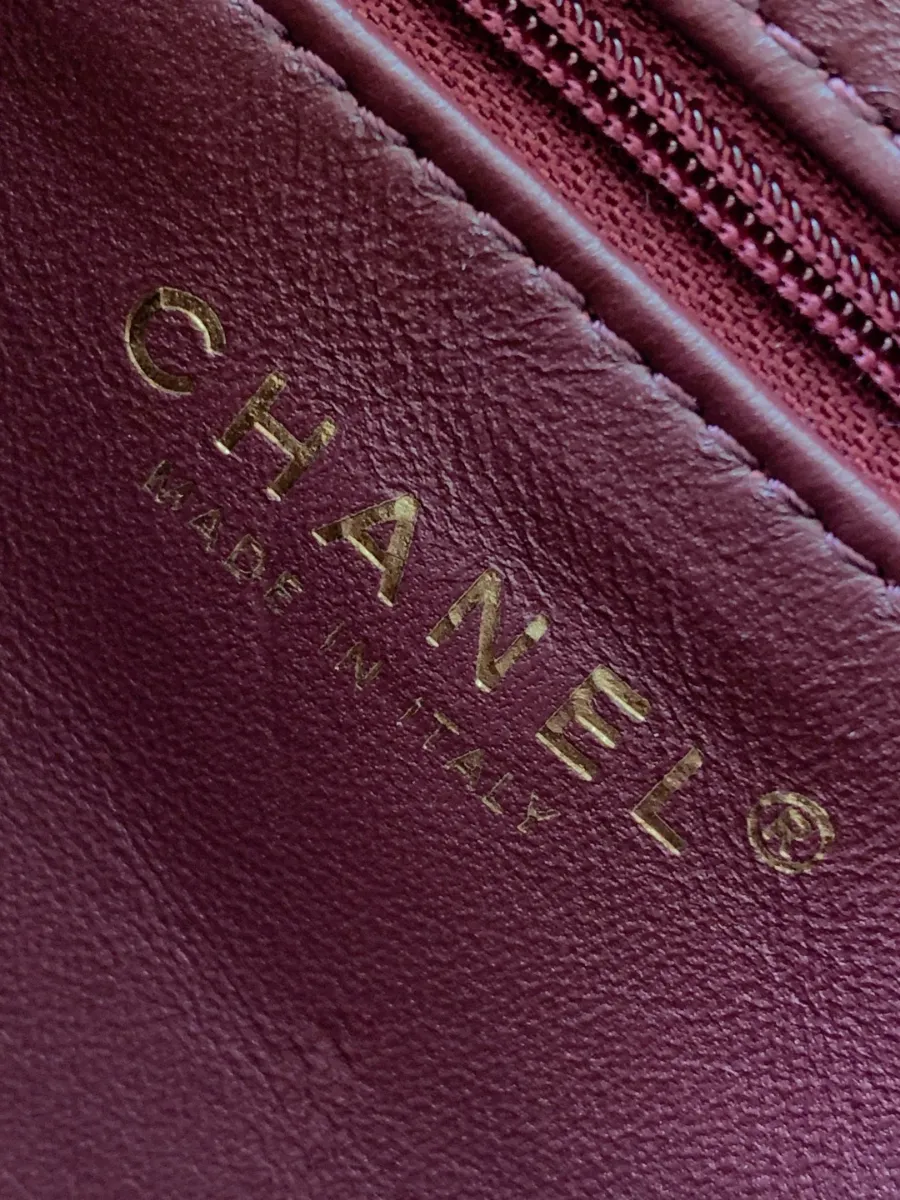 chanel_lambskin_kellybag_as4416_detail_05.jpg
