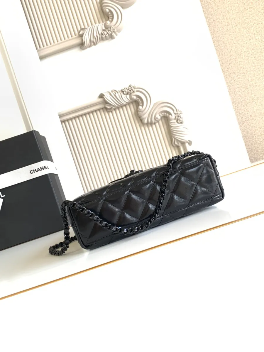 chanel_calfskin_kellybag_as4416_bottom.jpg