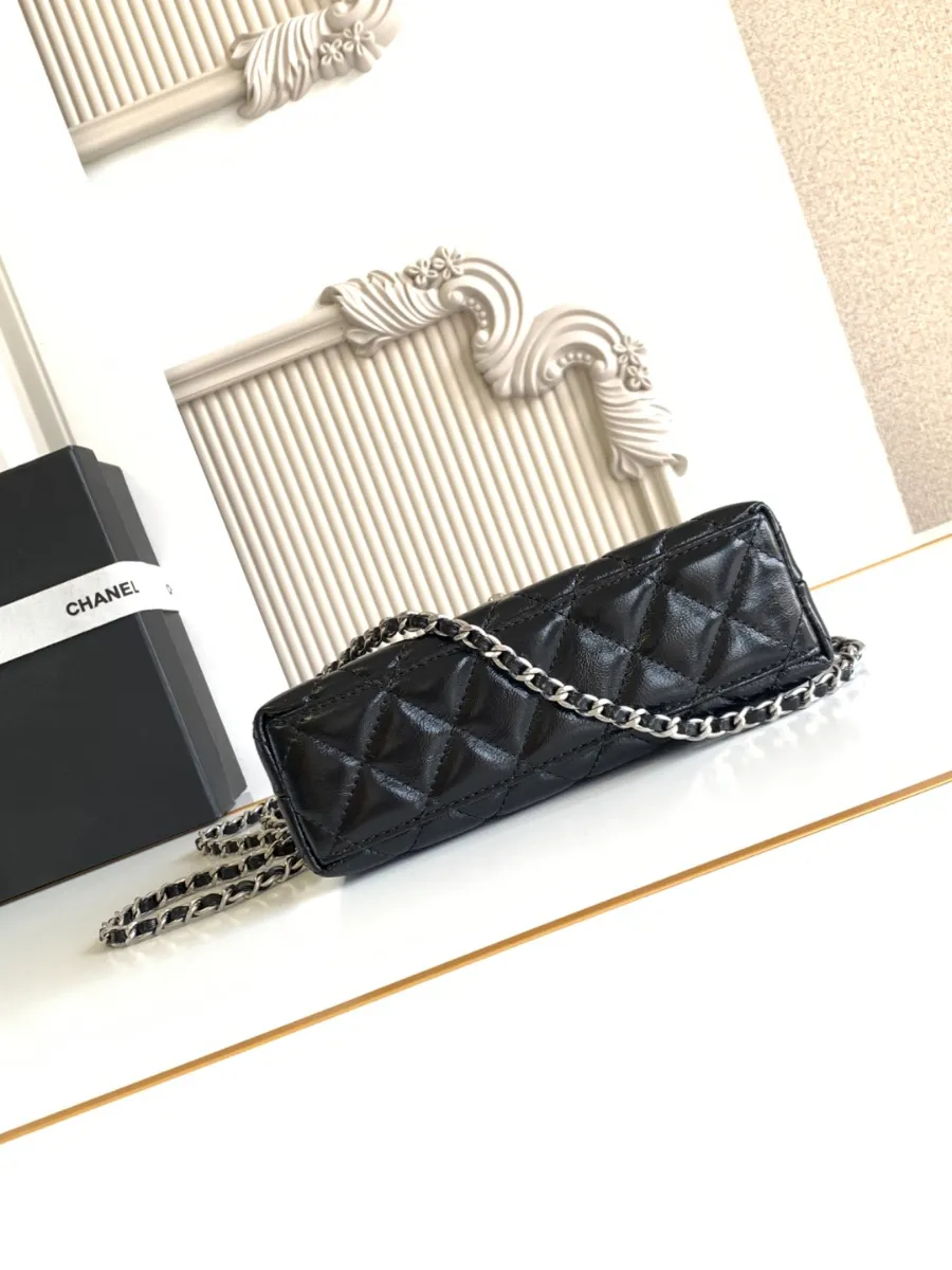 chanel_calfskin_kellybag_as4416_bottom.jpg