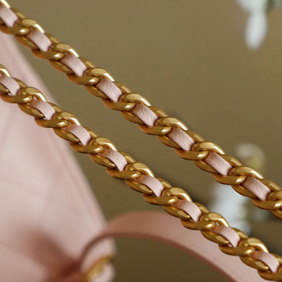 chanel_25b_double_shoulder-bag_backpack_as5600_detail_04.jpg