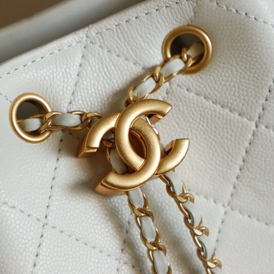 chanel_25b_double_shoulder-bag_backpack_as5600_detail_02.jpg
