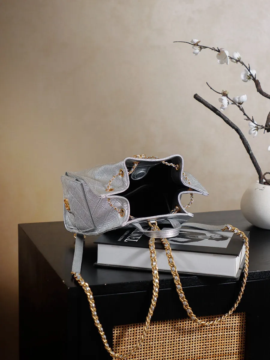 chanel_25b_double_shoulder-bag_backpack_as5600_inside.jpg