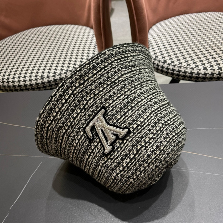 Louis Vuitton 루이비통 Lv 로고 벙거지 모자 9