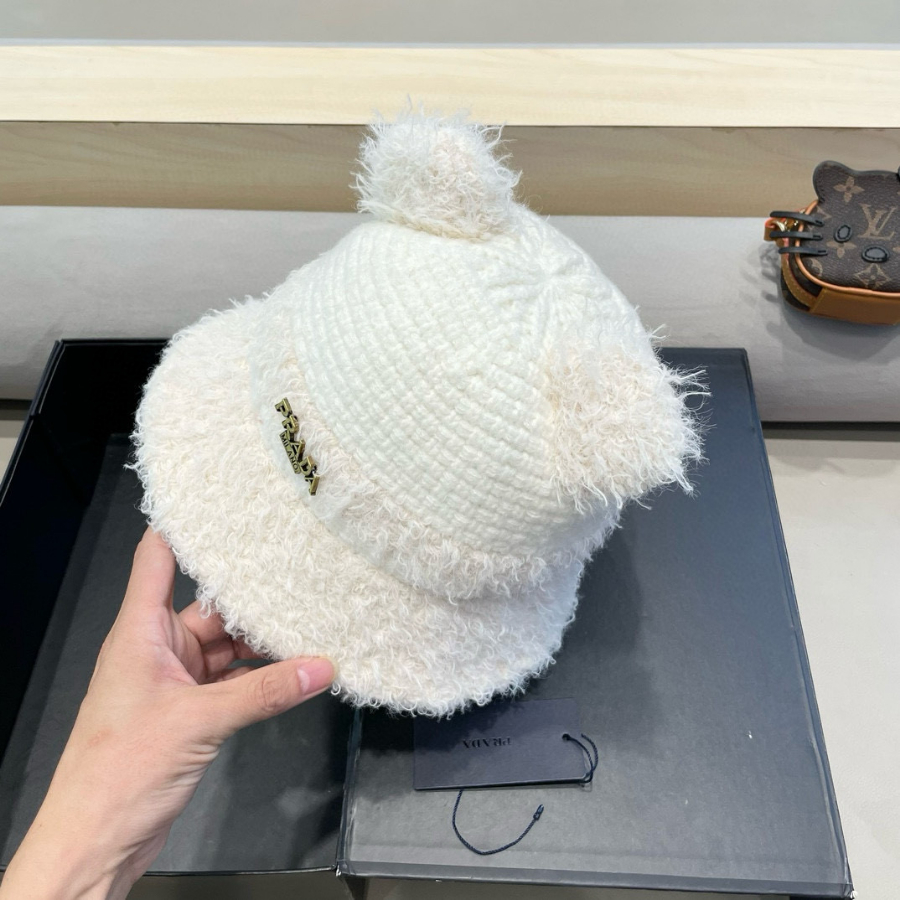 PRADA 프라다 귀여운 곰돌이 니트 버킷햇 - 겨울 신상 양털 퍼모자 7