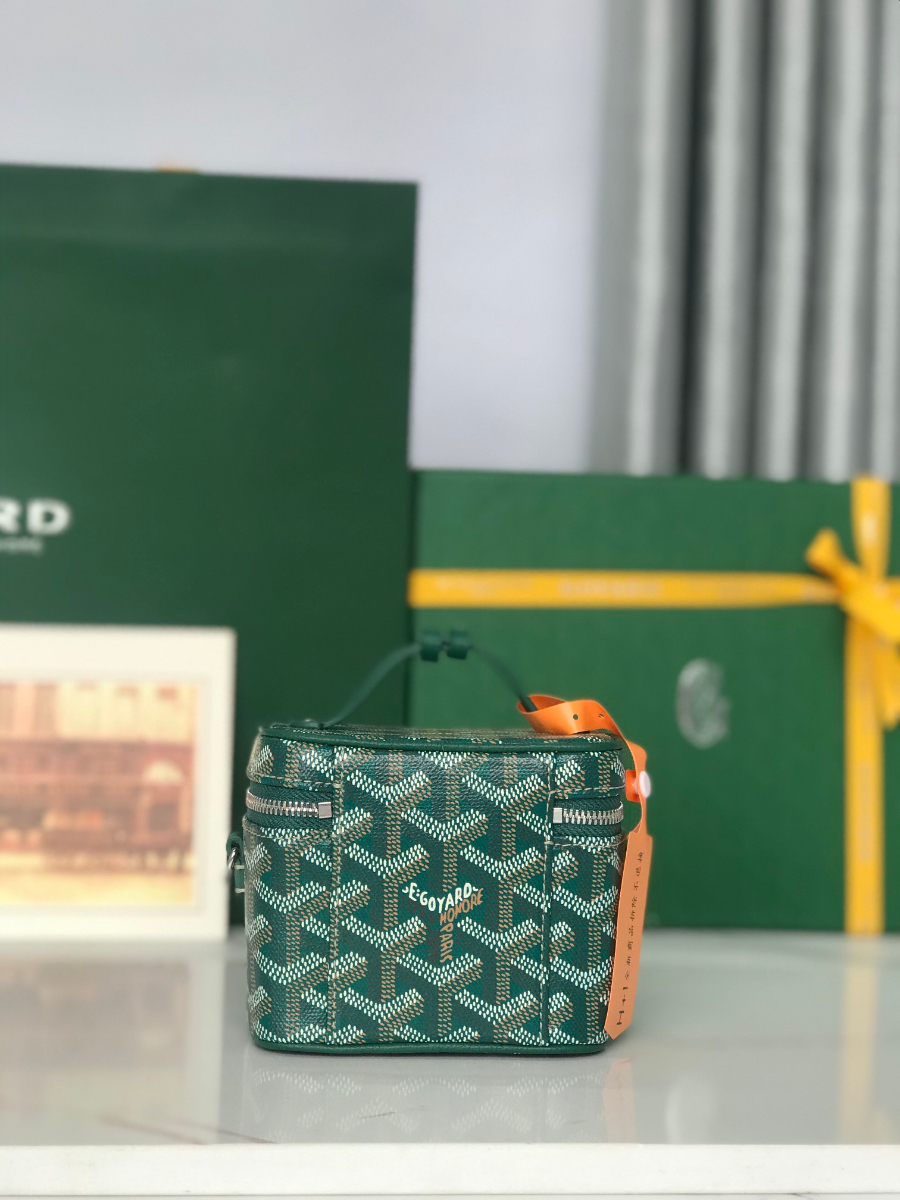GOYARD 고야드 MUSE NANO 나노 뷰티백 4