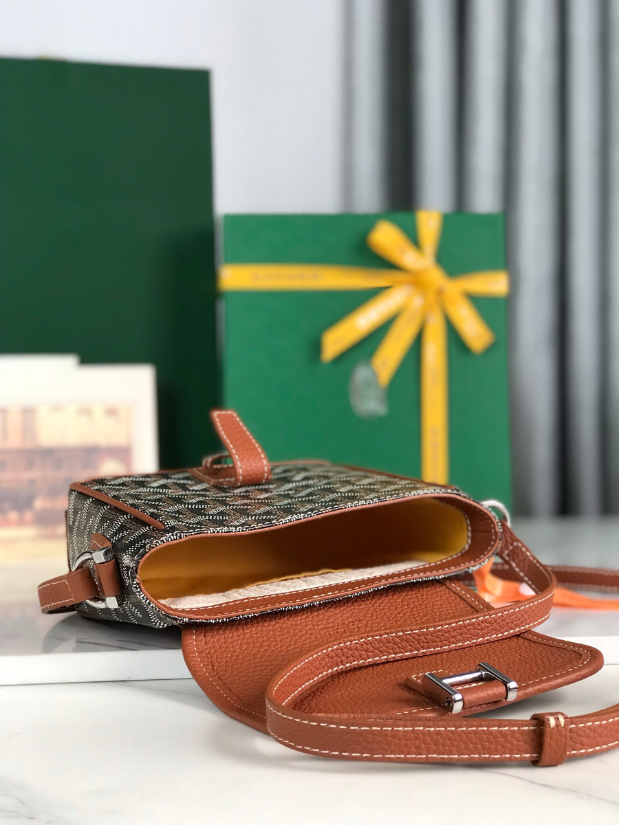 Goyard 고야드 Grand Bleu PM 크로스백 9