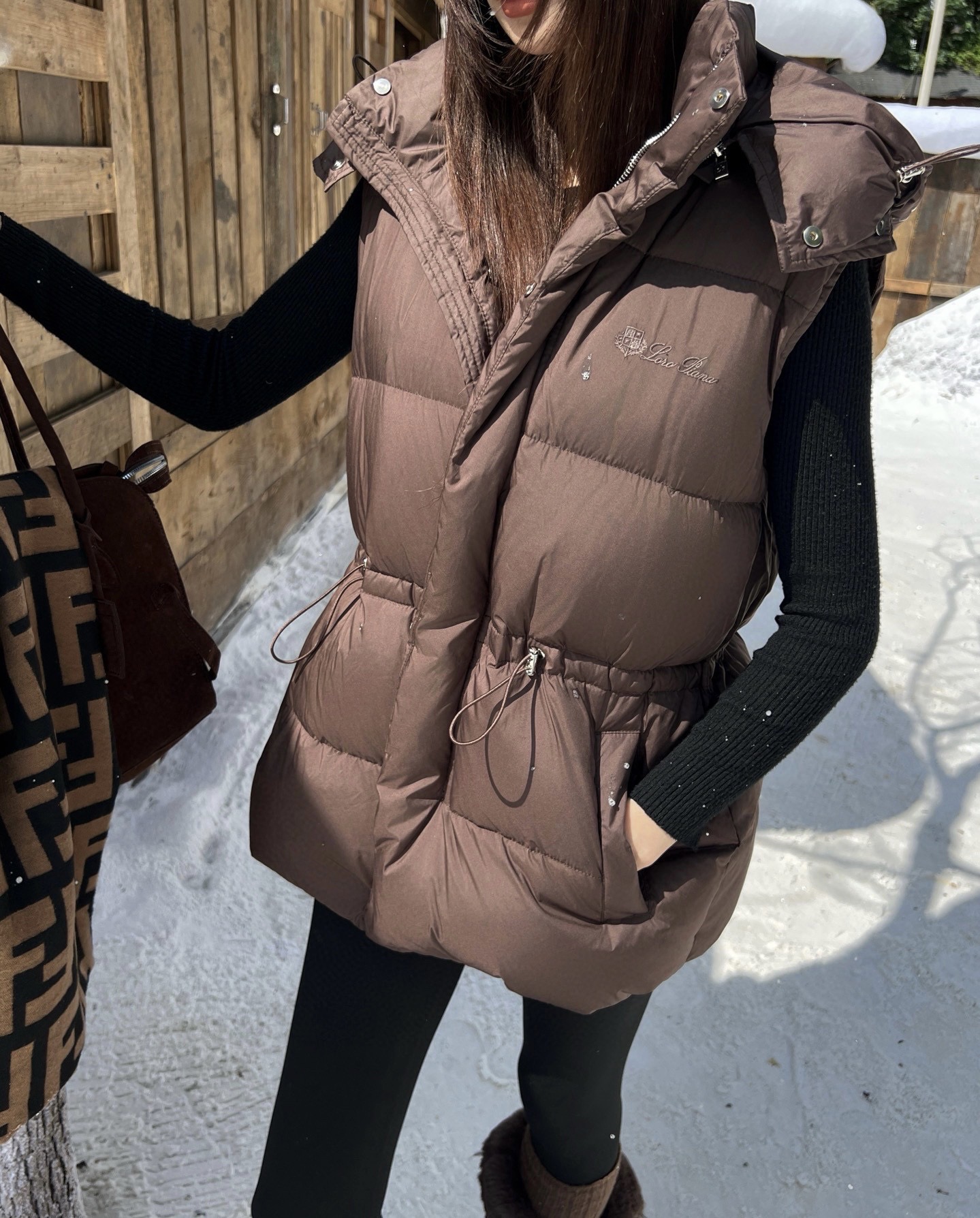 Loro Piana 로로피아나 여성 25FW 후드 다운 조끼 아우터 5