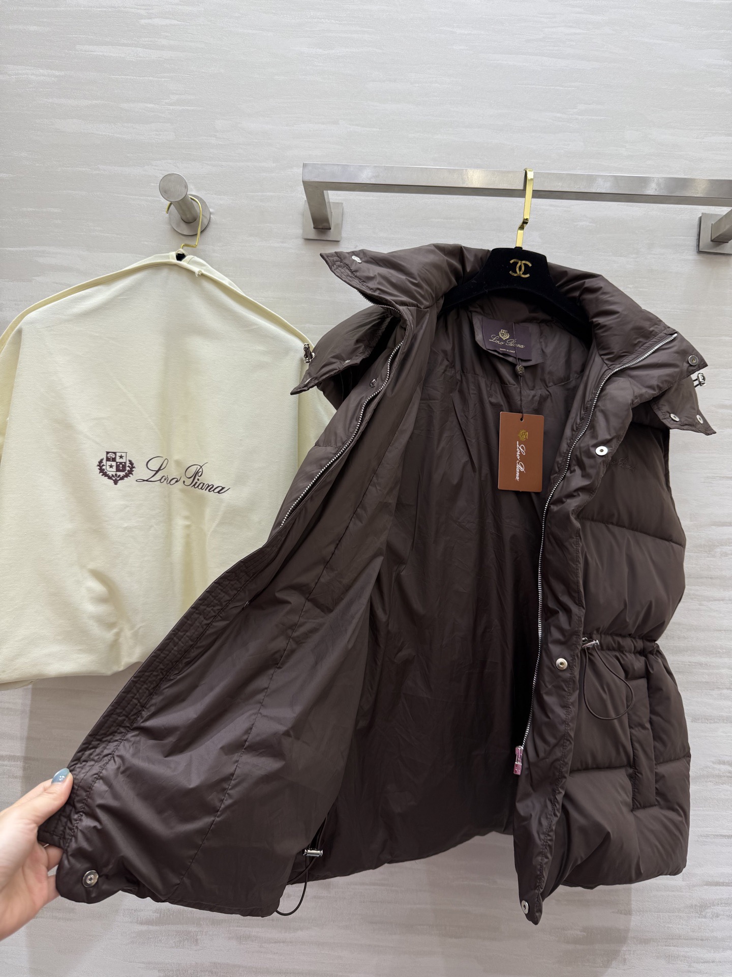 Loro Piana 로로피아나 여성 25FW 후드 다운 조끼 아우터 18