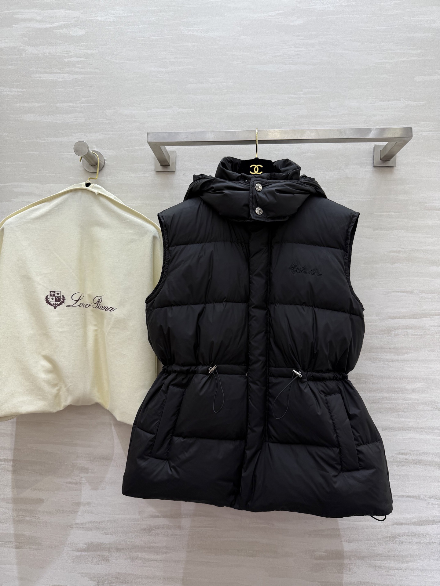 Loro Piana 로로피아나 여성 25FW 후드 다운 조끼 아우터 10