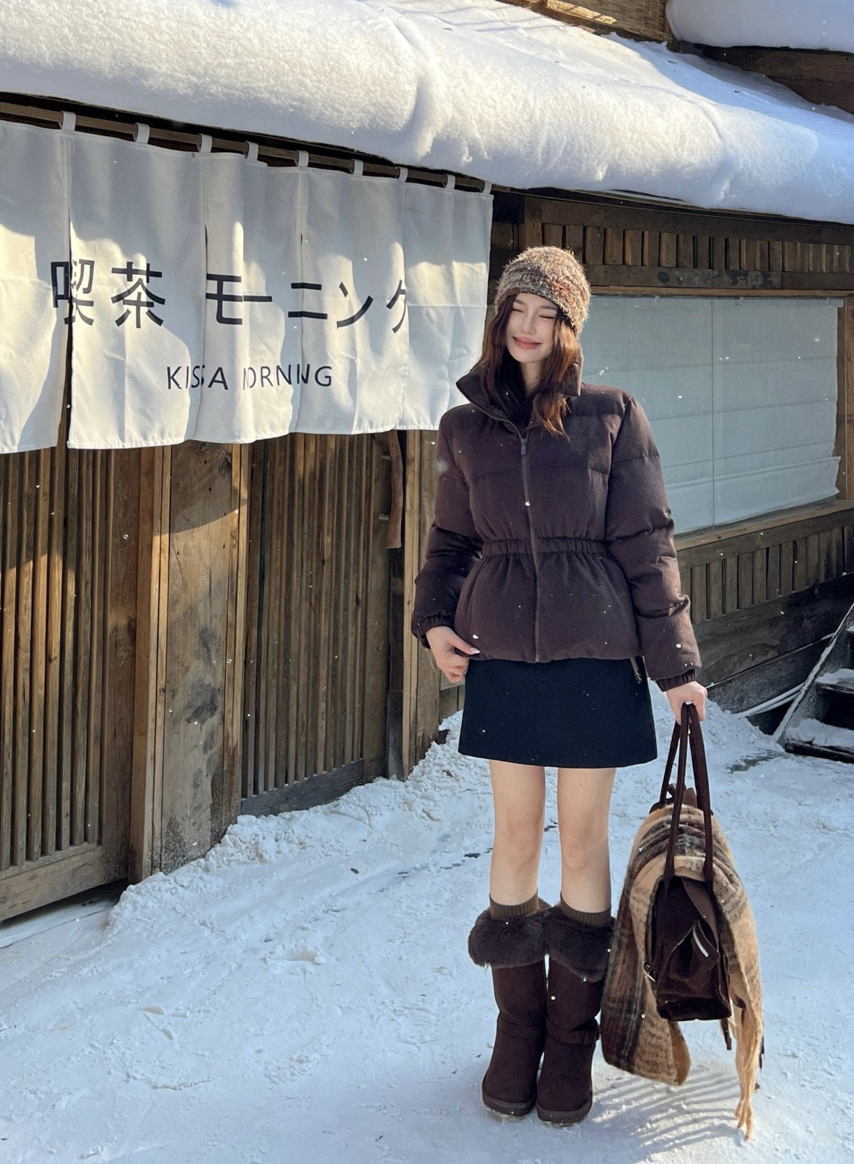 Brunello Cucinelli 브루넬로 쿠치넬리 2025 가을·겨울 여성 하이넥 허리 스트링 구스다운 점퍼 2