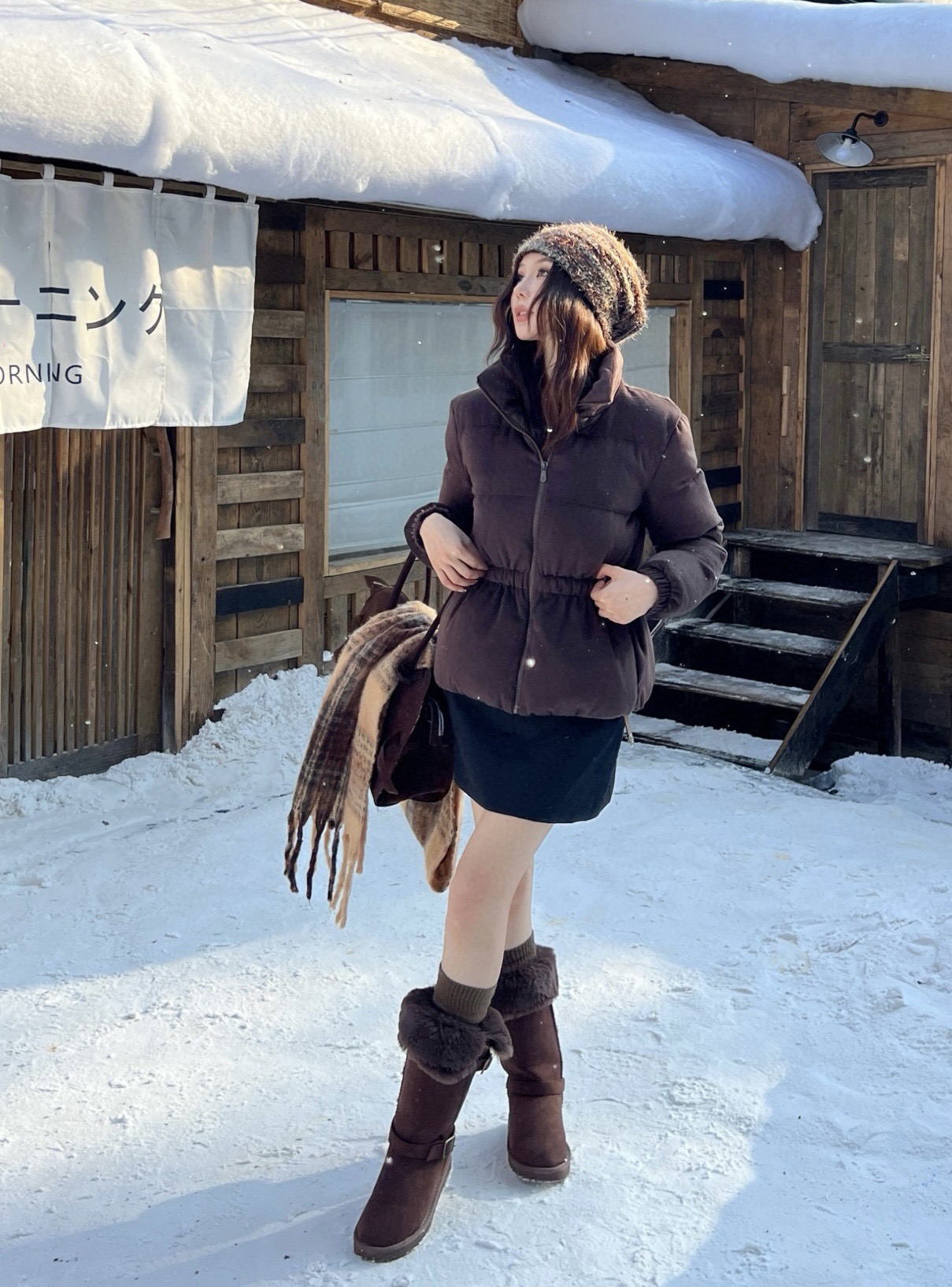 Brunello Cucinelli 브루넬로 쿠치넬리 2025 가을·겨울 여성 하이넥 허리 스트링 구스다운 점퍼 3