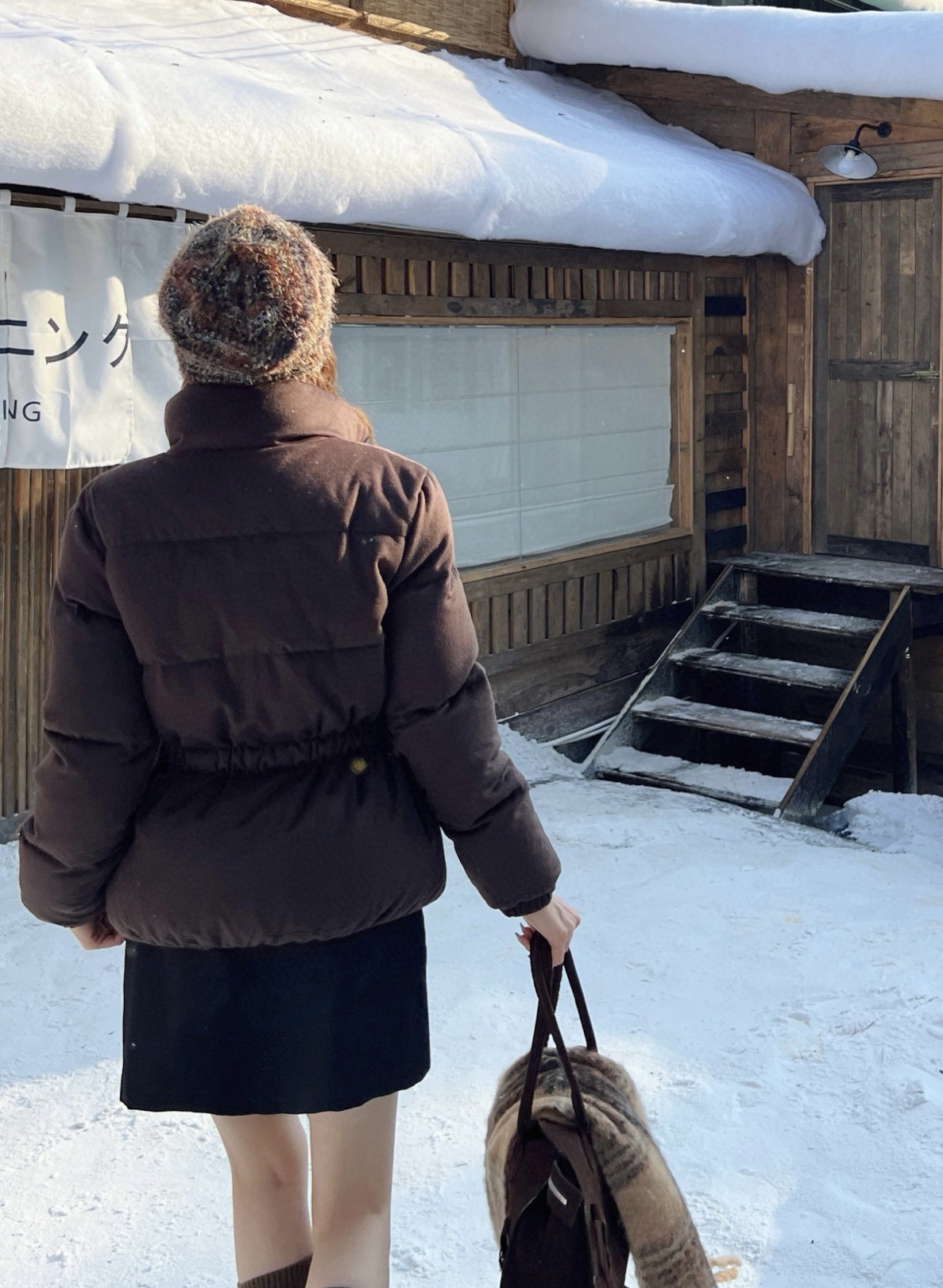 Brunello Cucinelli 브루넬로 쿠치넬리 2025 가을·겨울 여성 하이넥 허리 스트링 구스다운 점퍼 9