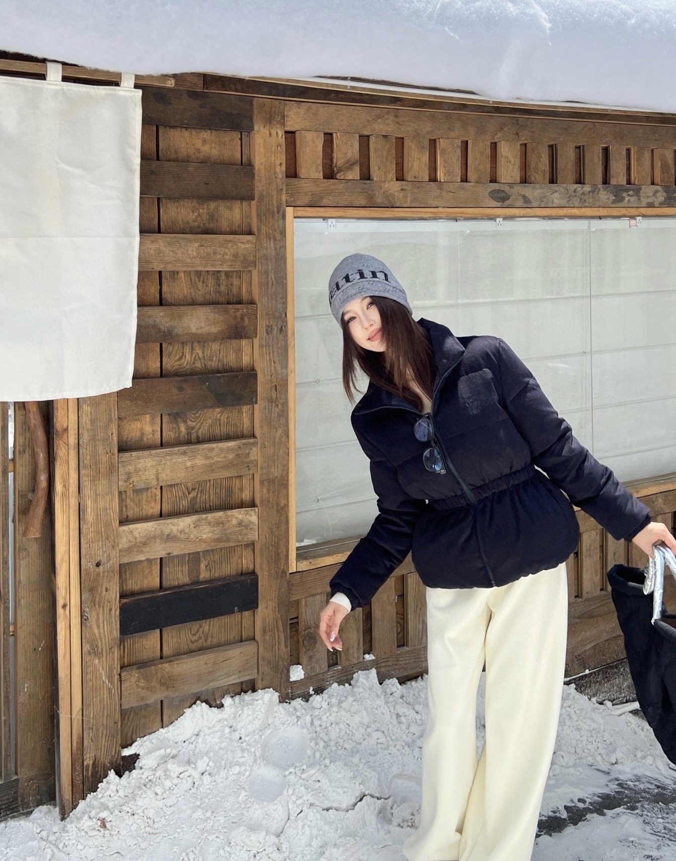 Brunello Cucinelli 브루넬로 쿠치넬리 2025 가을·겨울 여성 하이넥 허리 스트링 구스다운 점퍼 4