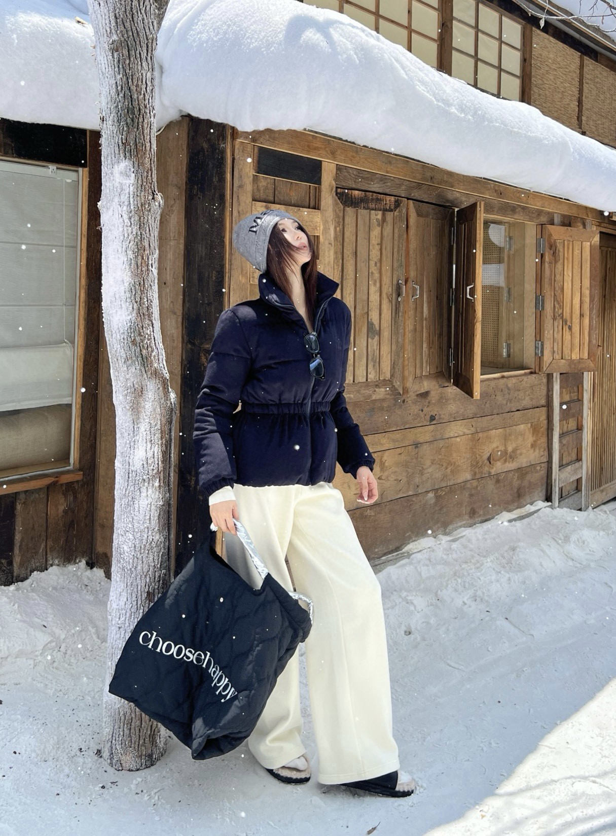 Brunello Cucinelli 브루넬로 쿠치넬리 2025 가을·겨울 여성 하이넥 허리 스트링 구스다운 점퍼 1