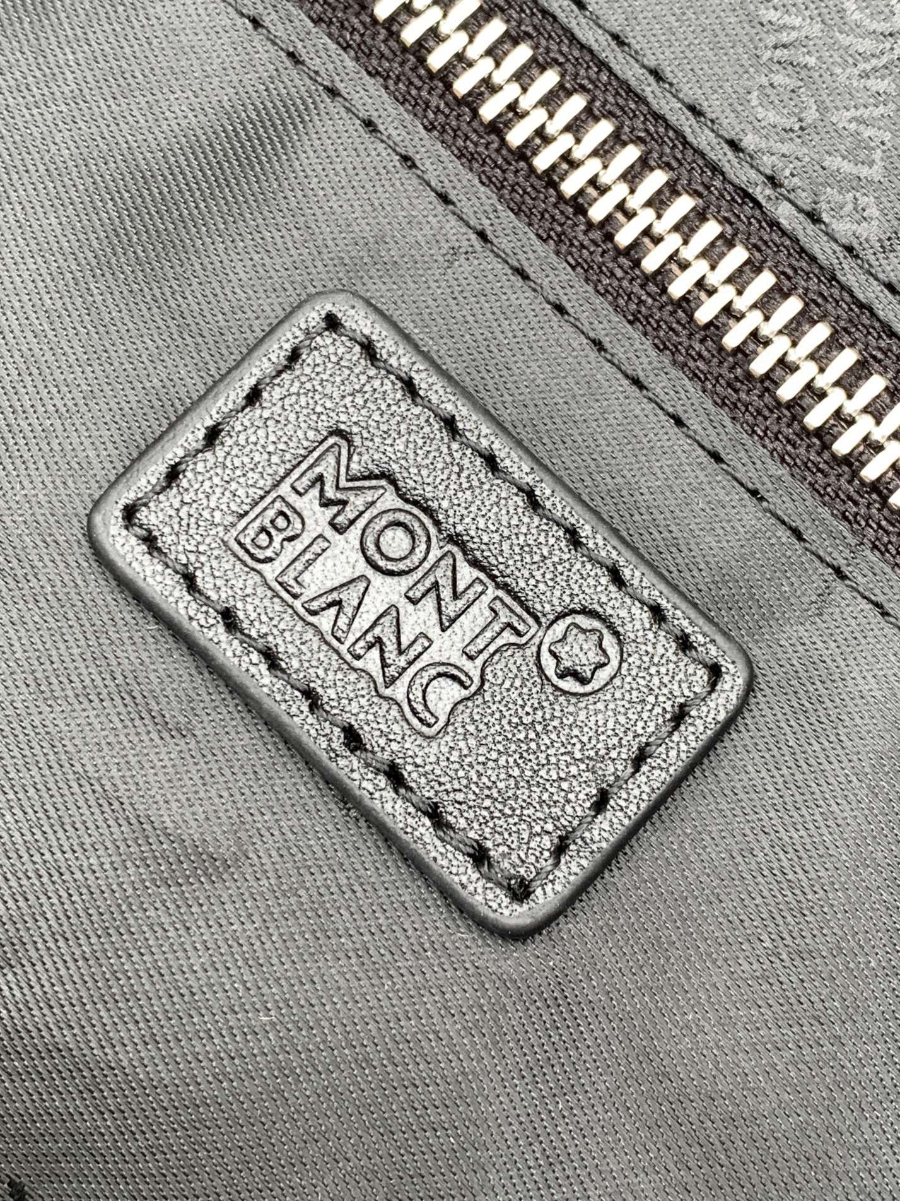 몽블랑  익스트림 3.0 미니 메신저 백   MB130252 8