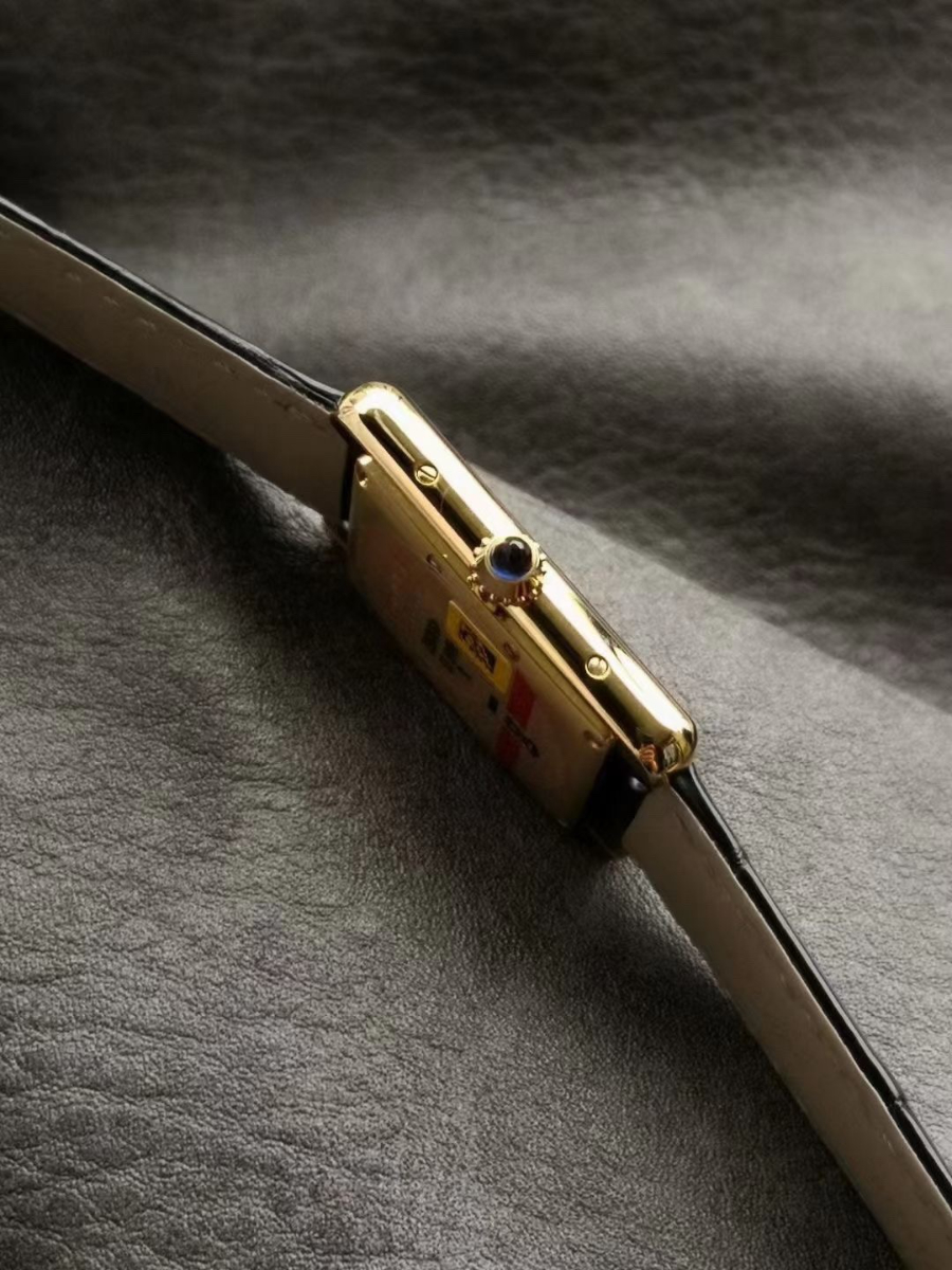 Cartier 까르띠에 TANK MUST WATCH 탱크 머스트 워치[품절] 20