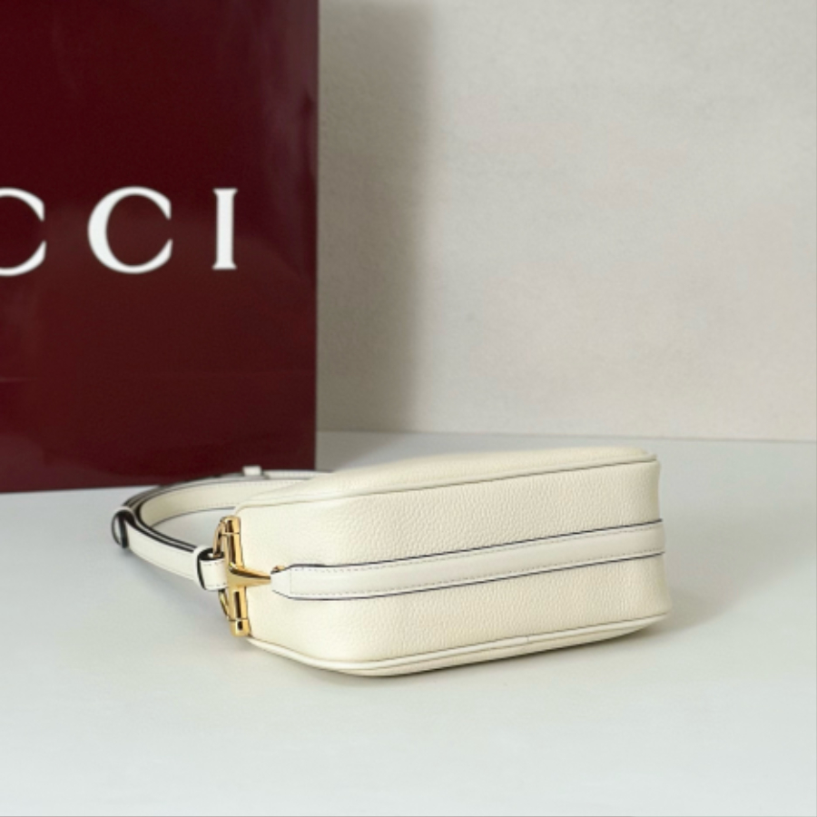 GUCCI 구찌 Half Horsebit 숄더백 19.5cm 5