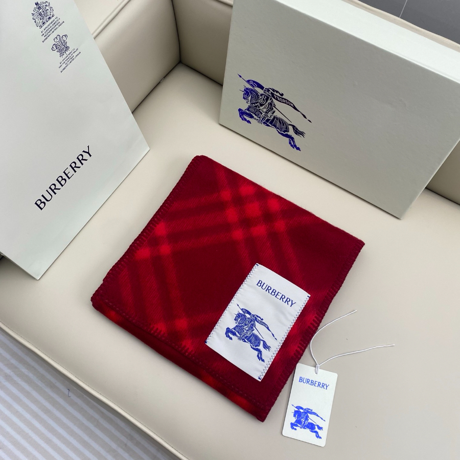 BURBERRY 버버리 클래식 체크 양모 머플러 레드 1