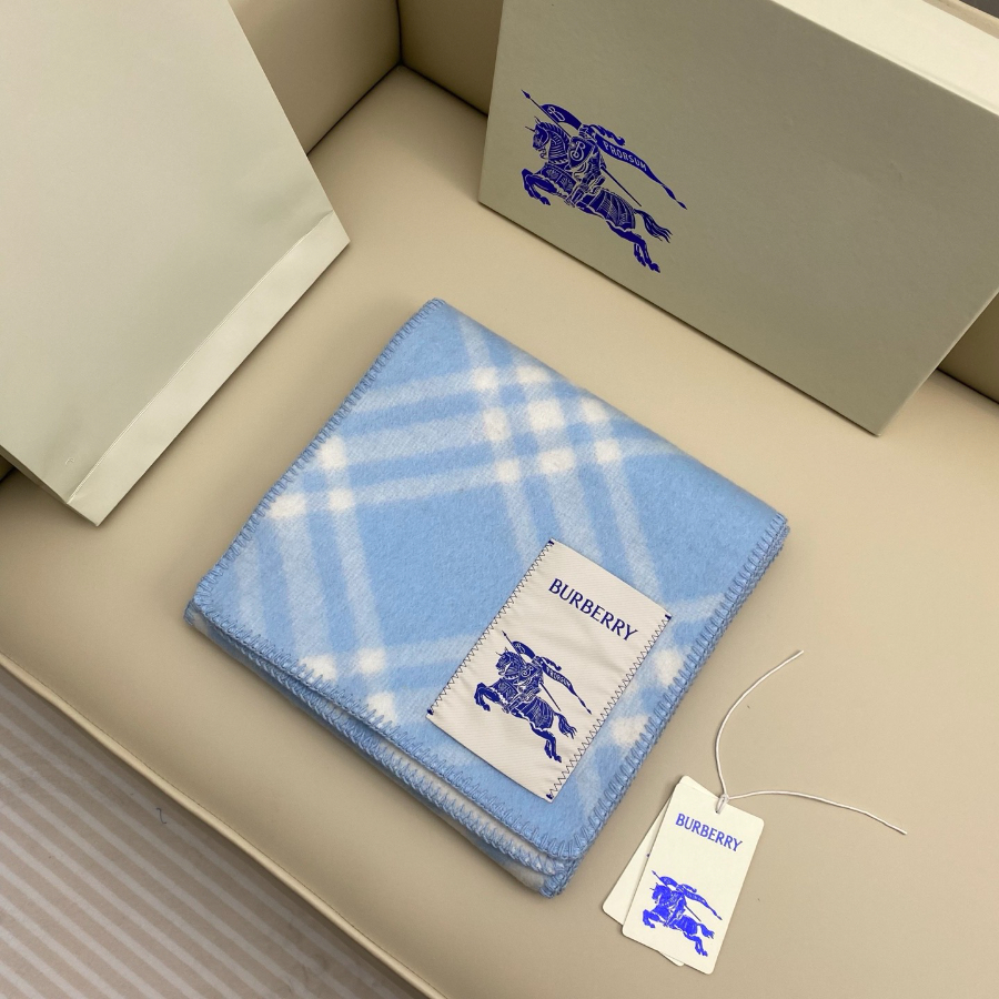 BURBERRY 버버리 클래식 체크 양모 머플러 스카이 1