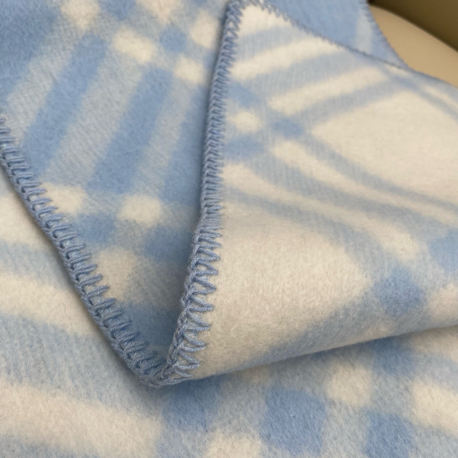 BURBERRY 버버리 클래식 체크 양모 머플러 스카이 6