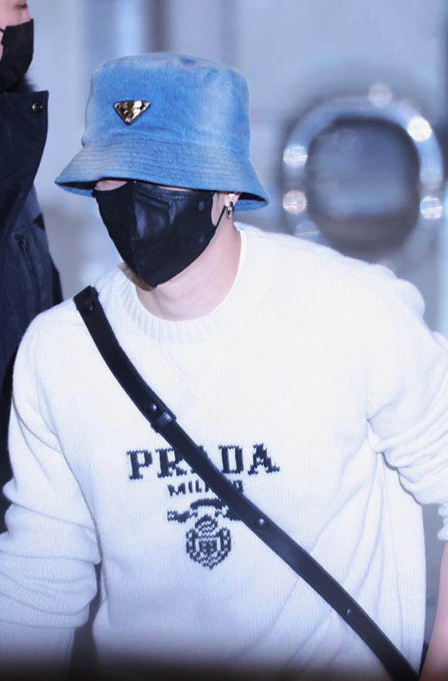 PRADA 프라다 2025FW 라운드 니트 2