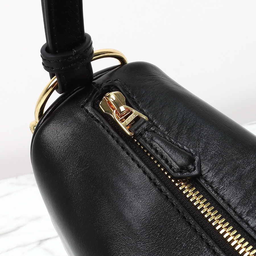 GUCCI 구찌 Half Horsebit 숄더백 19.5cm 에나멜블랙 5