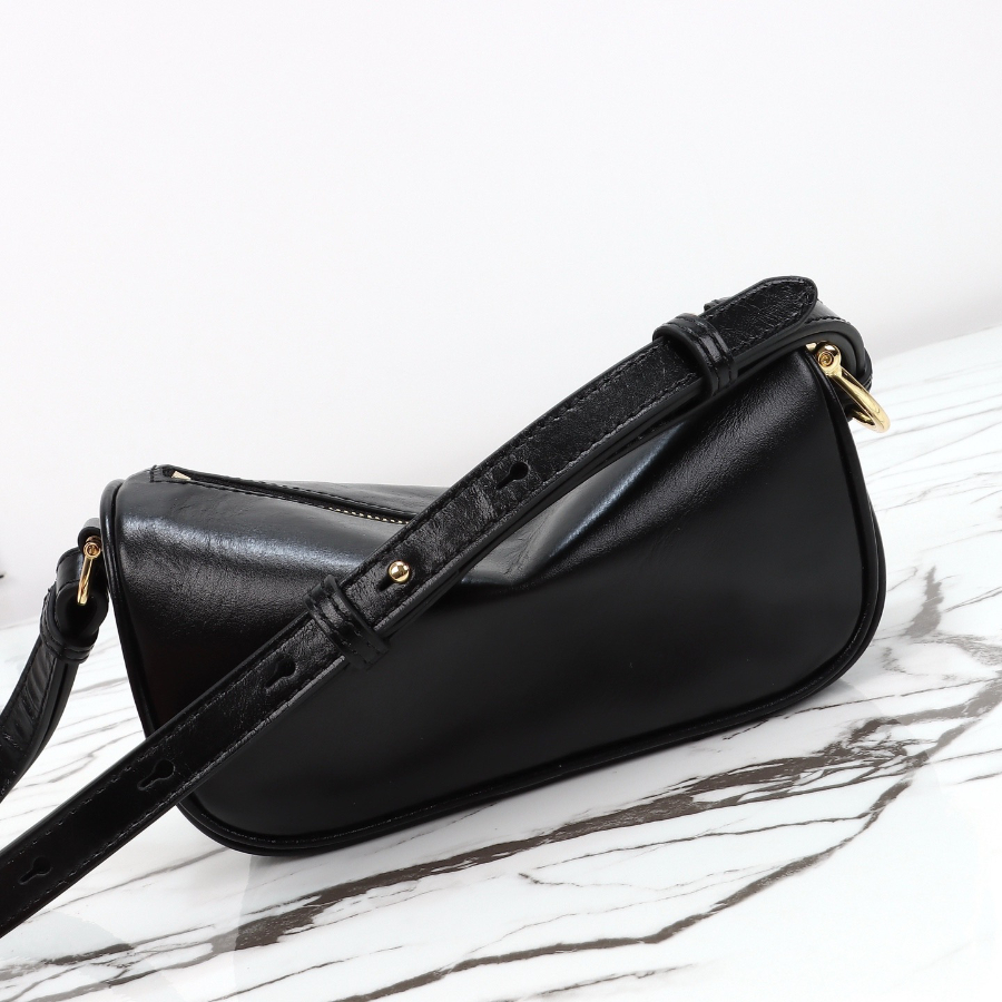 GUCCI 구찌 Half Horsebit 숄더백 19.5cm 에나멜블랙 7