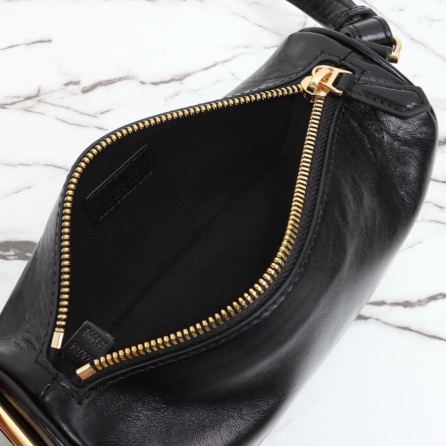 GUCCI 구찌 Half Horsebit 숄더백 19.5cm 에나멜블랙 9