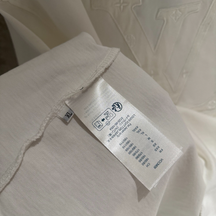 LOUIS VUITTON 루이비통 SS2023 자수 로고 반팔 티셔츠 화이트 8