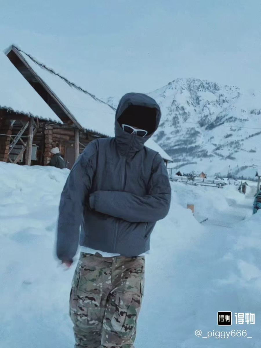 ARC'TERYX 아크테릭스 FW2023 방풍 후드 재킷 그레이 3