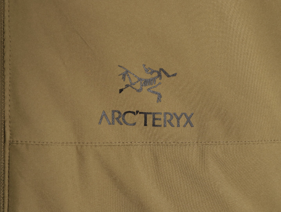 ARC'TERYX 아크테릭스 FW2023 방풍 후드 재킷 베이지 10