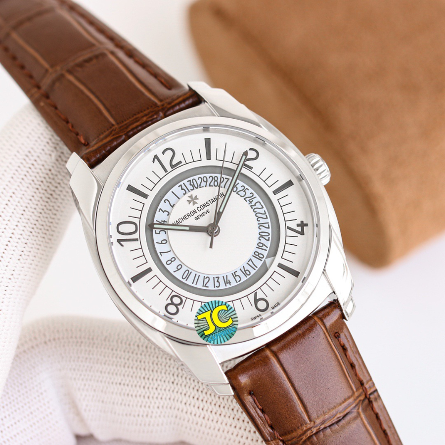 Vacheron Constantin Overseas 4500V 바쉐론 콘스탄틴 오버시즈 4500V 오토매틱 데이트 1