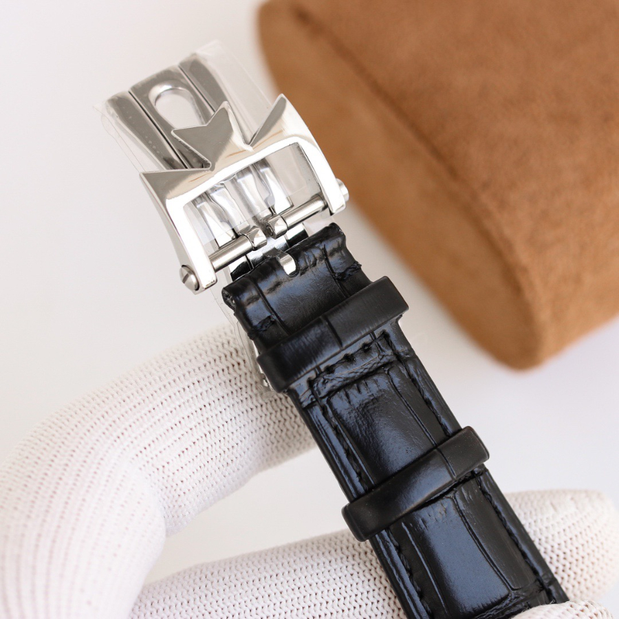 Vacheron Constantin Overseas 4500V 바쉐론 콘스탄틴 오버시즈 4500V 오토매틱 데이트 블랙밴드 9